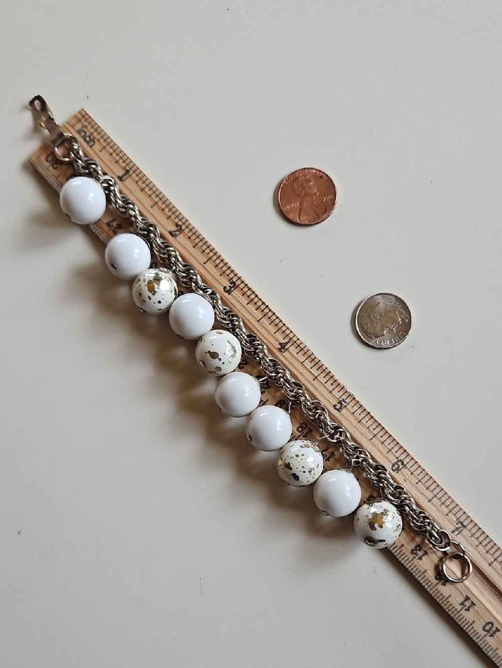 Vintage White Bead Charm Bracelet with Gold Fleck Accents Gold Tone Thick Links - Picture 5 of 6